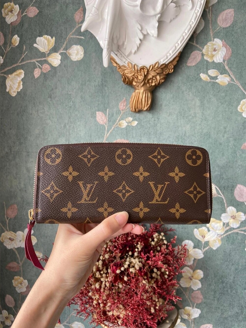 Louis Vuitton Monogram Clémence Wallet - Brown with Fuchsia Zip Pull